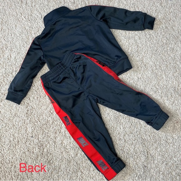 Nike Tracksuit, Infant Size 12 Months - Picture 7 of 10